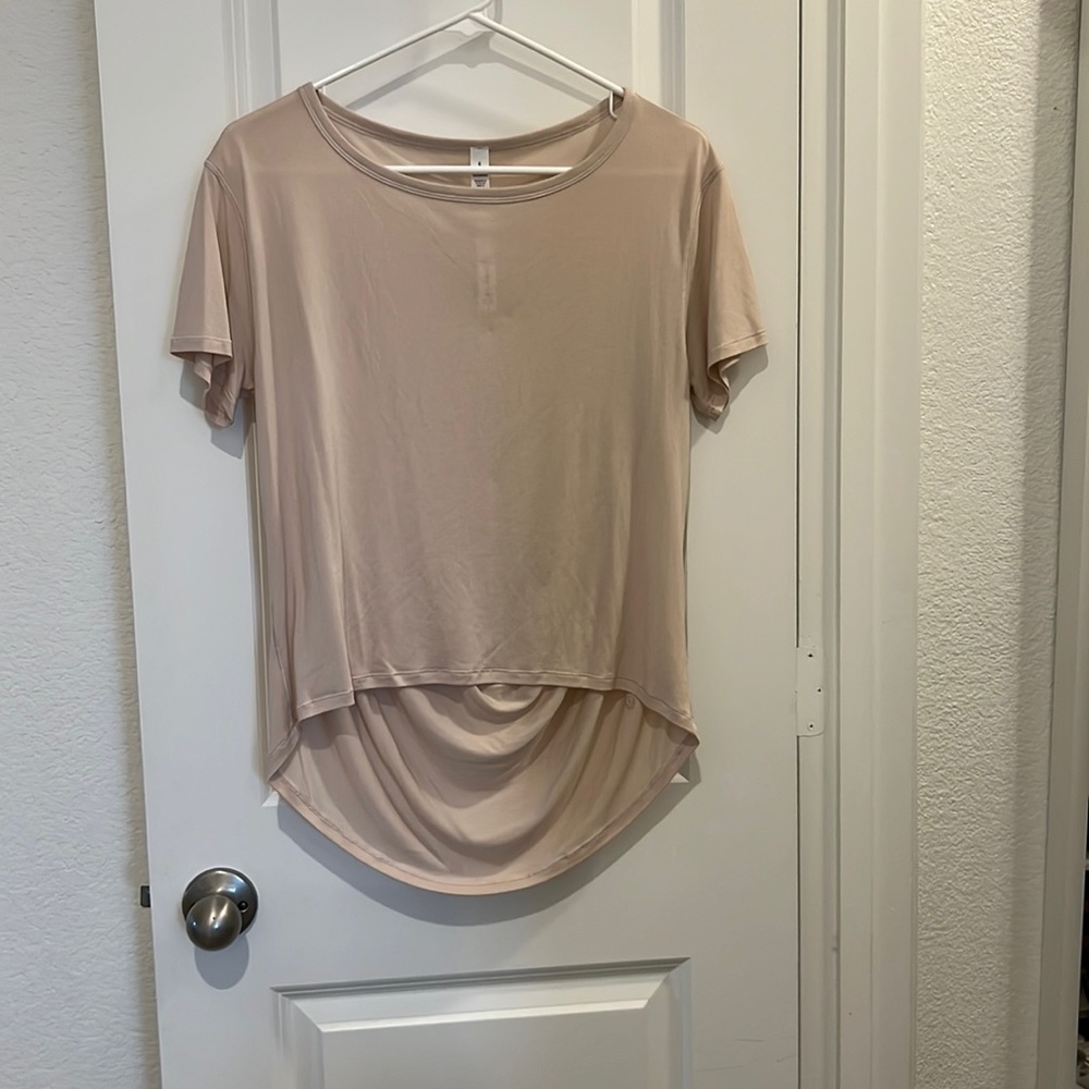 Lululemon top